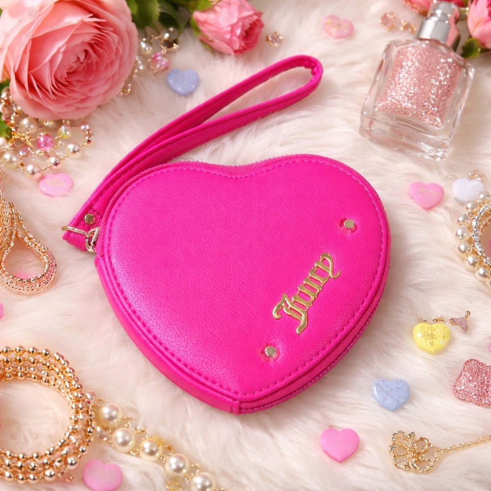 Juicy Couture Hot Pink Heart Shaped Wristlet Pouch Gold Logo Zip‎ Coin Purse